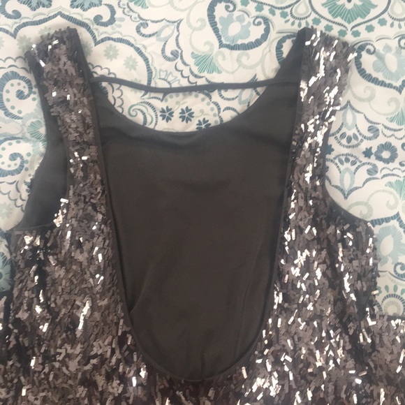 Gray Express sequin cocktail dress size large - Picture 3 of 5